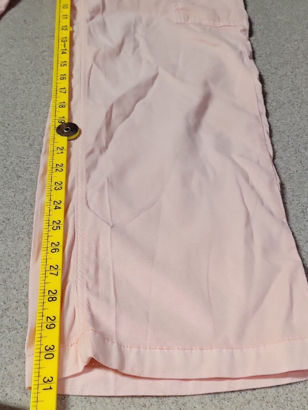 American Eagle Super High Rise Baggy Wide Leg Cargo Lyocell Stretch Size 24 - Picture 10 of 12